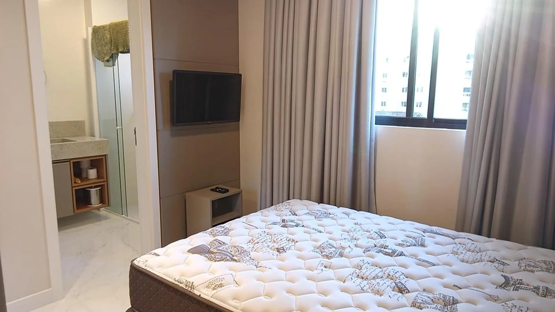 Apartamento De Ferias Quadra Mar Meia Praia Itapema