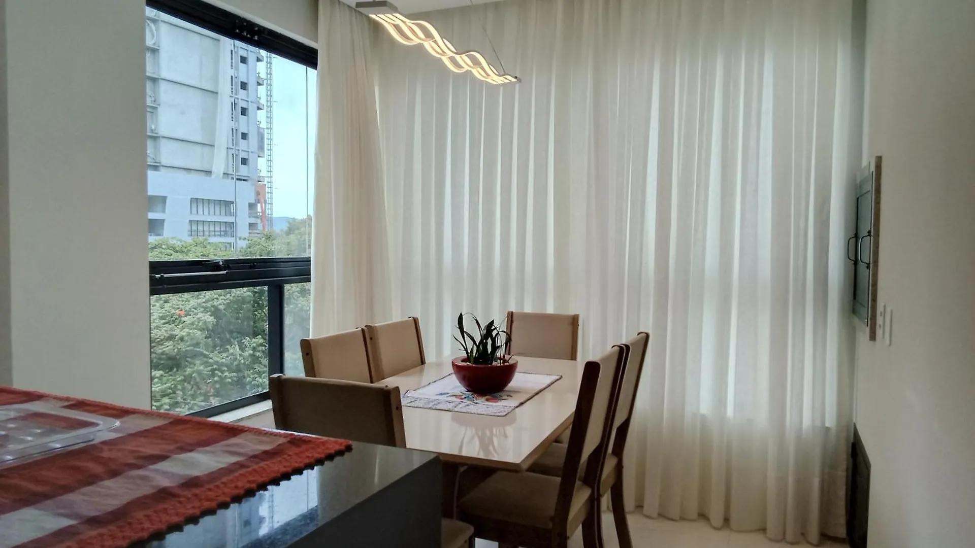 Apartamento De Ferias Quadra Mar Meia Praia Итапема Бразилия
